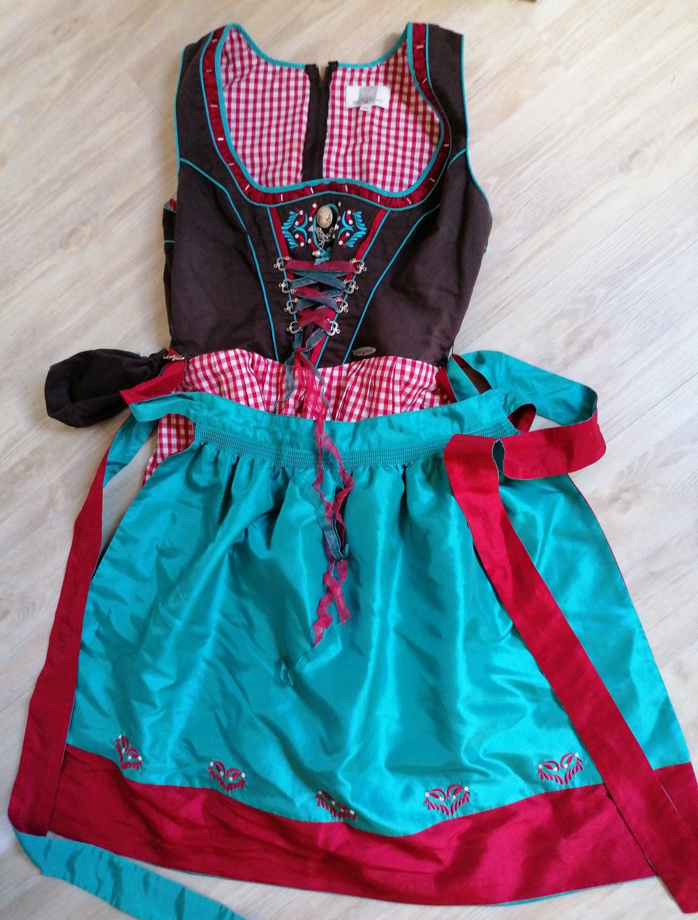 Dirndl