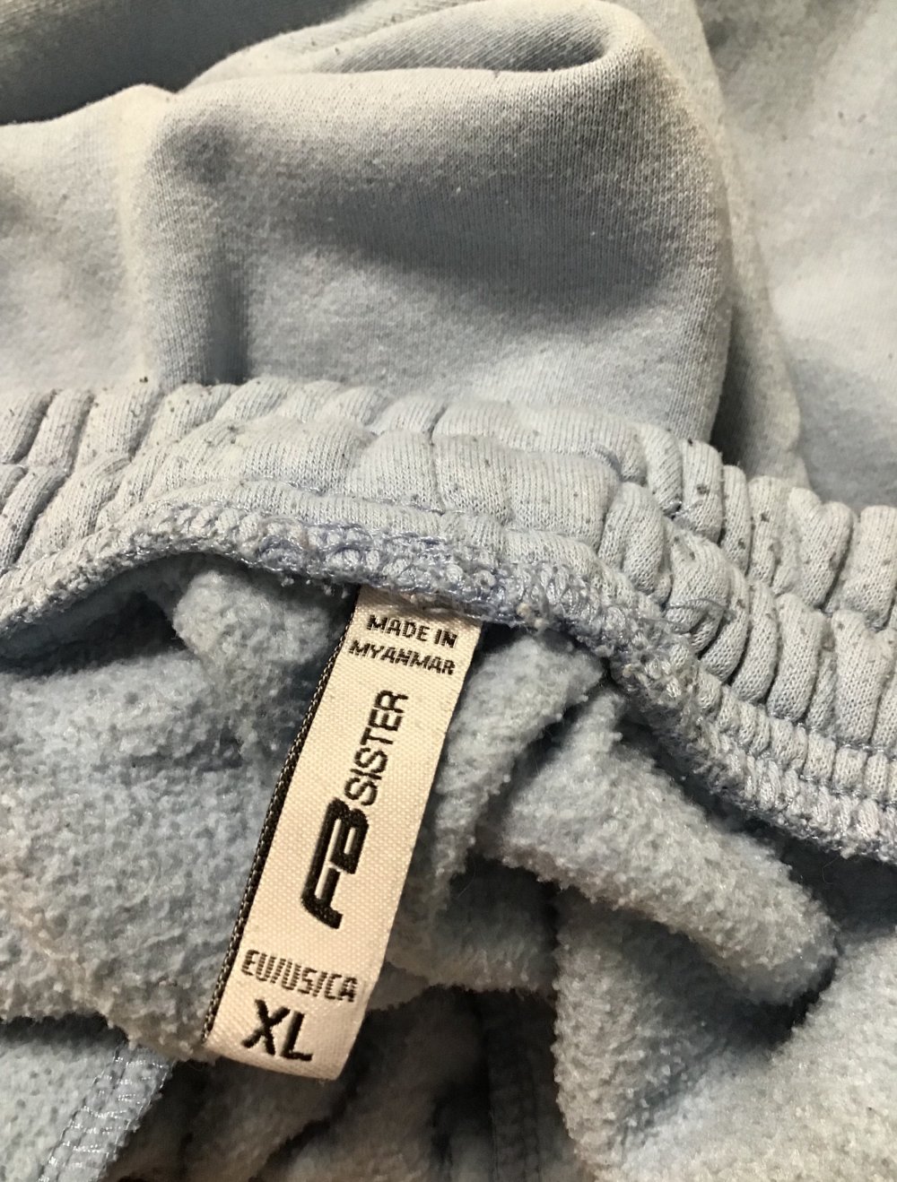 Baby blaue Jogginghose