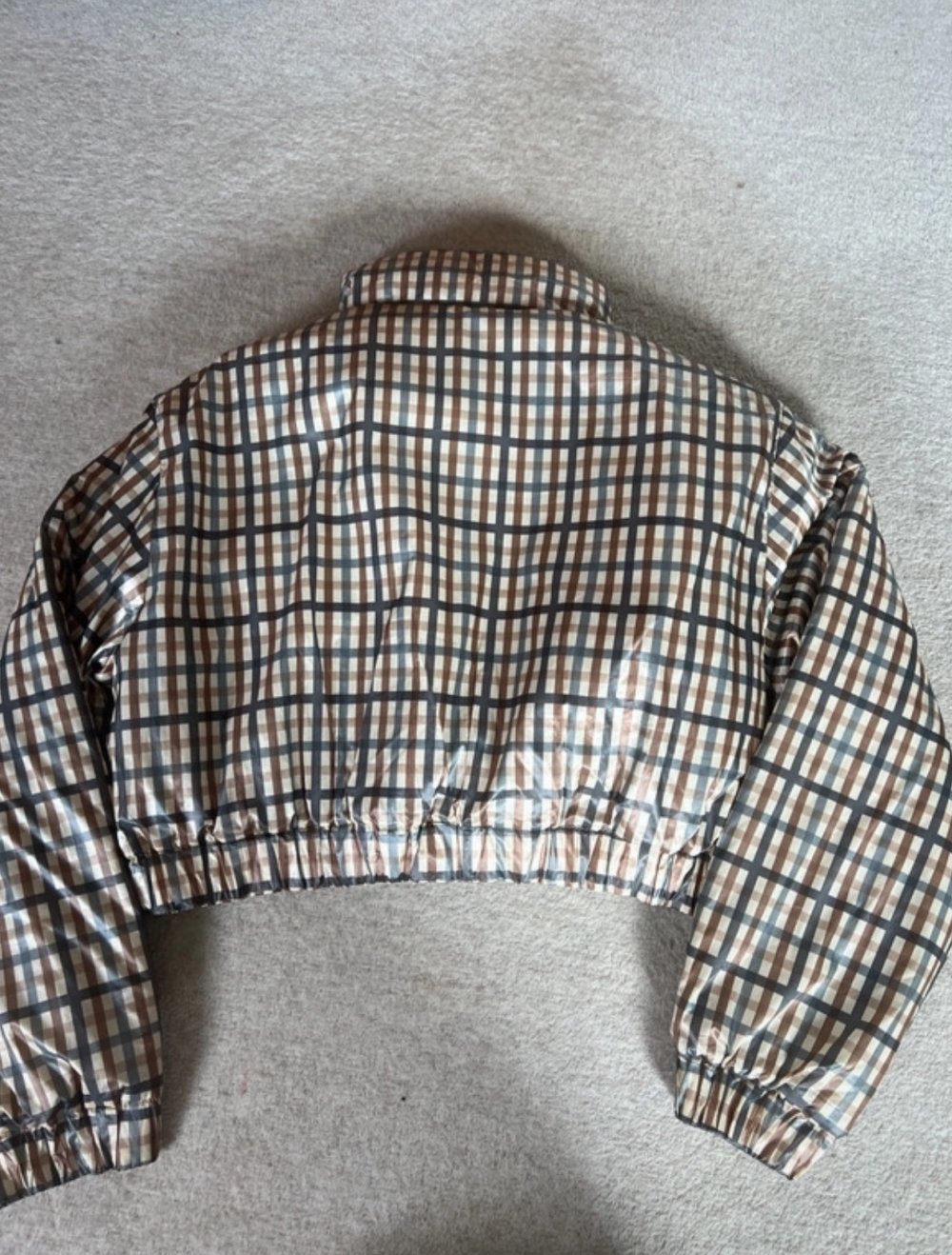 Kurze stylische puffjacke von Zara