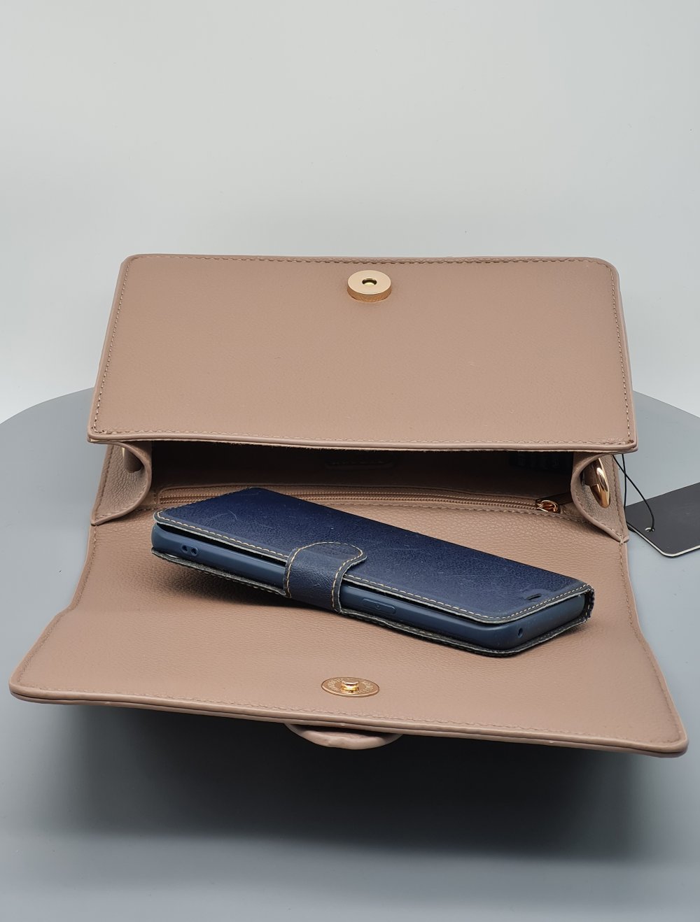 Handtasche mit Schnalle