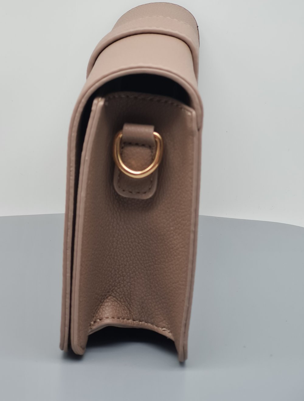 Handtasche mit Schnalle