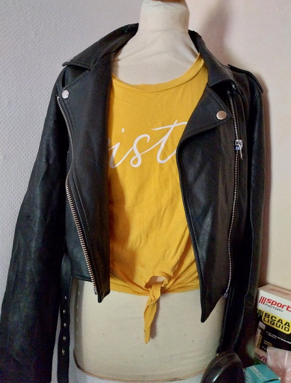 Schwarze Lederjacke