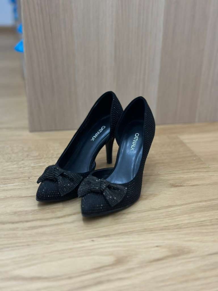 Wunderschöne Absatzschuhe