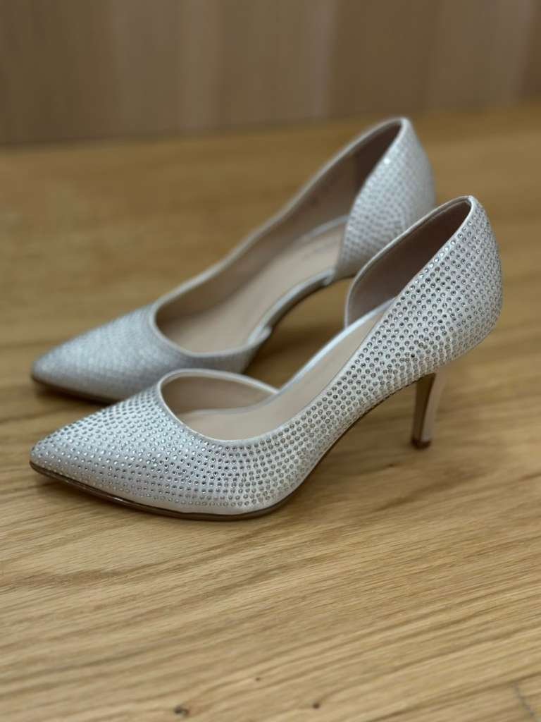 Wunderschöne Absatzschuhe