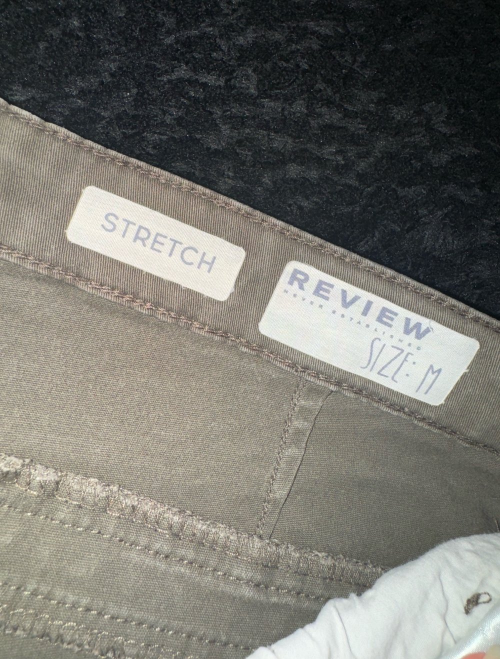 Review Shorts