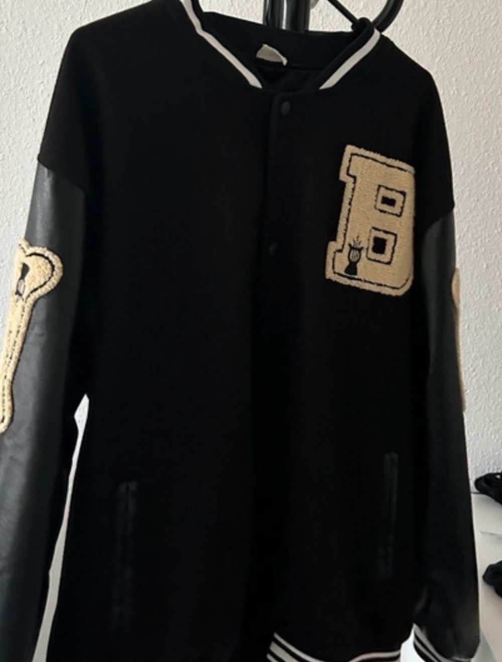 College Jacke schwarz