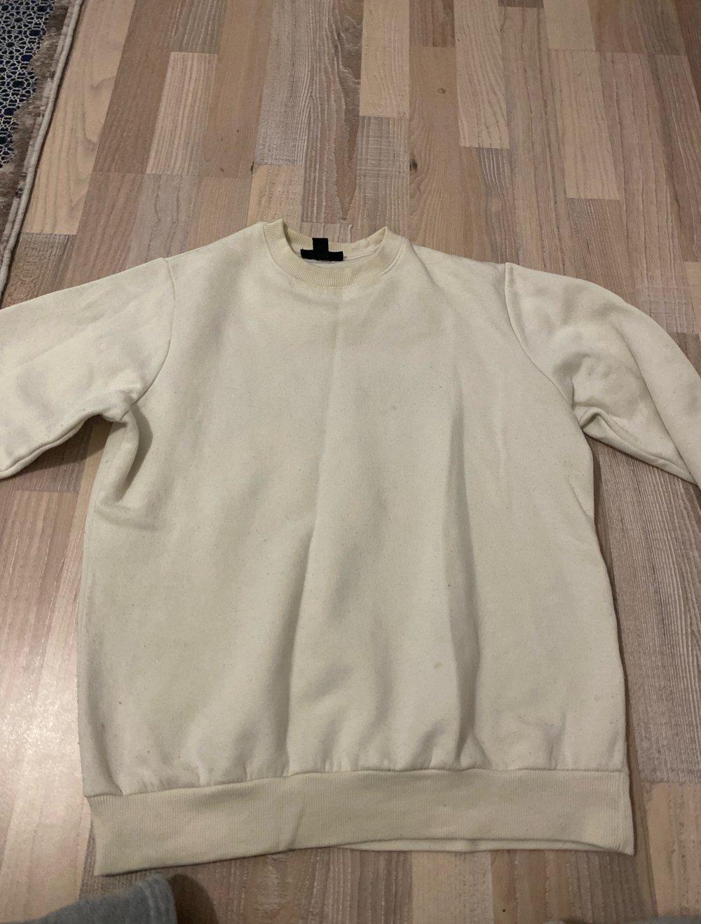 Beige Pullover