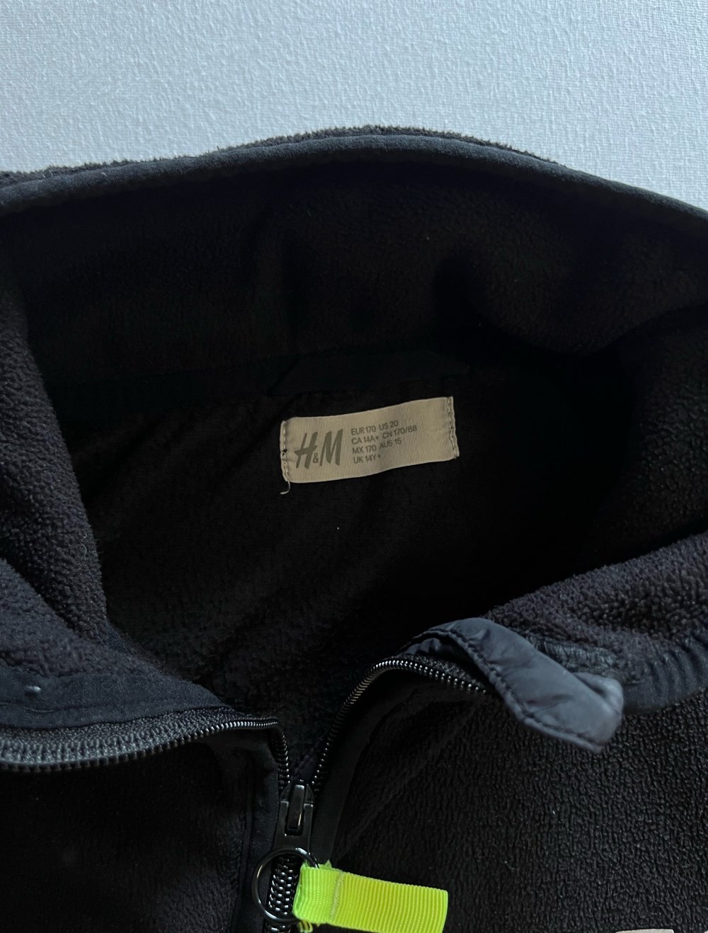 NASA Pulli H&M 170