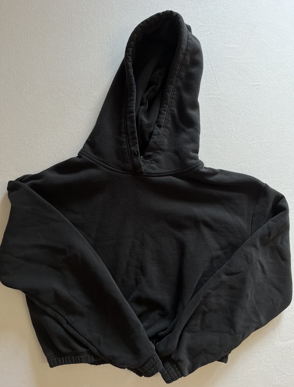 Kurzer Hoodie H&M schwarz