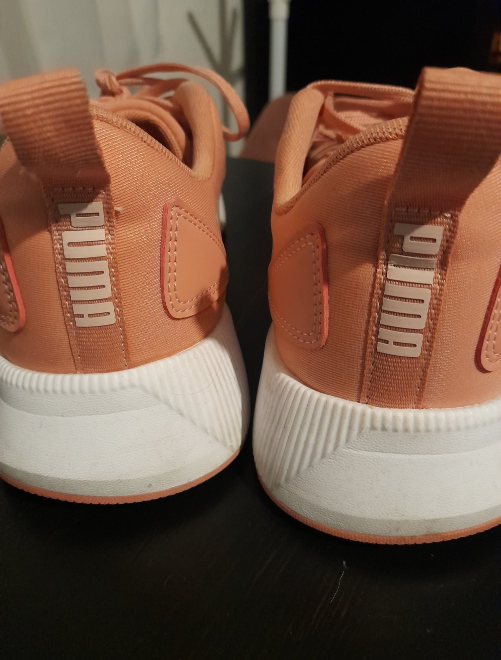 Rosa Puma Sneaker