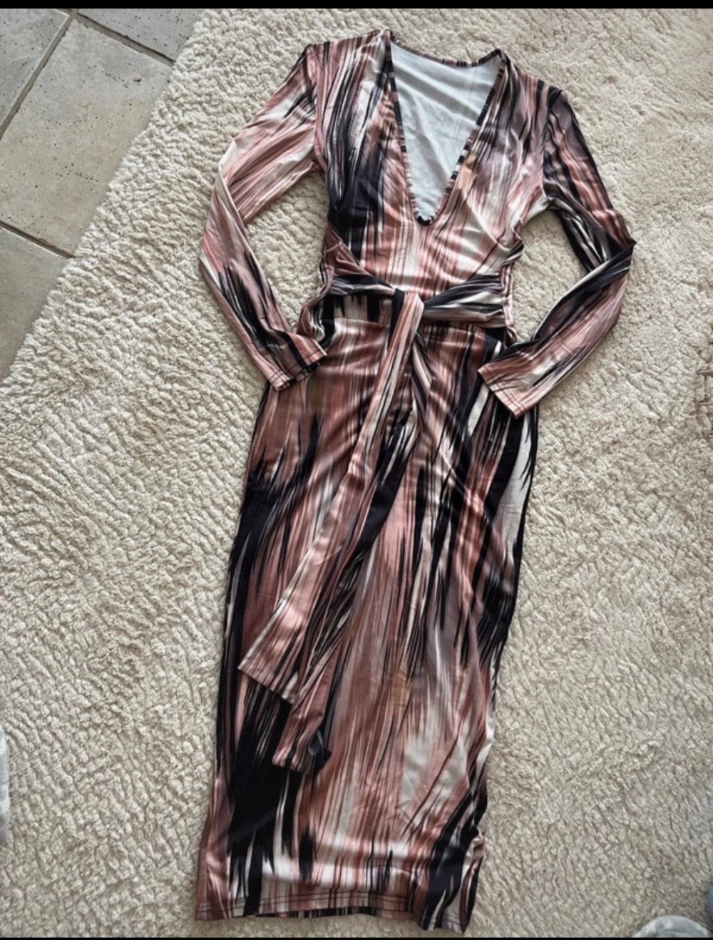 Enges Kleid in Größe S