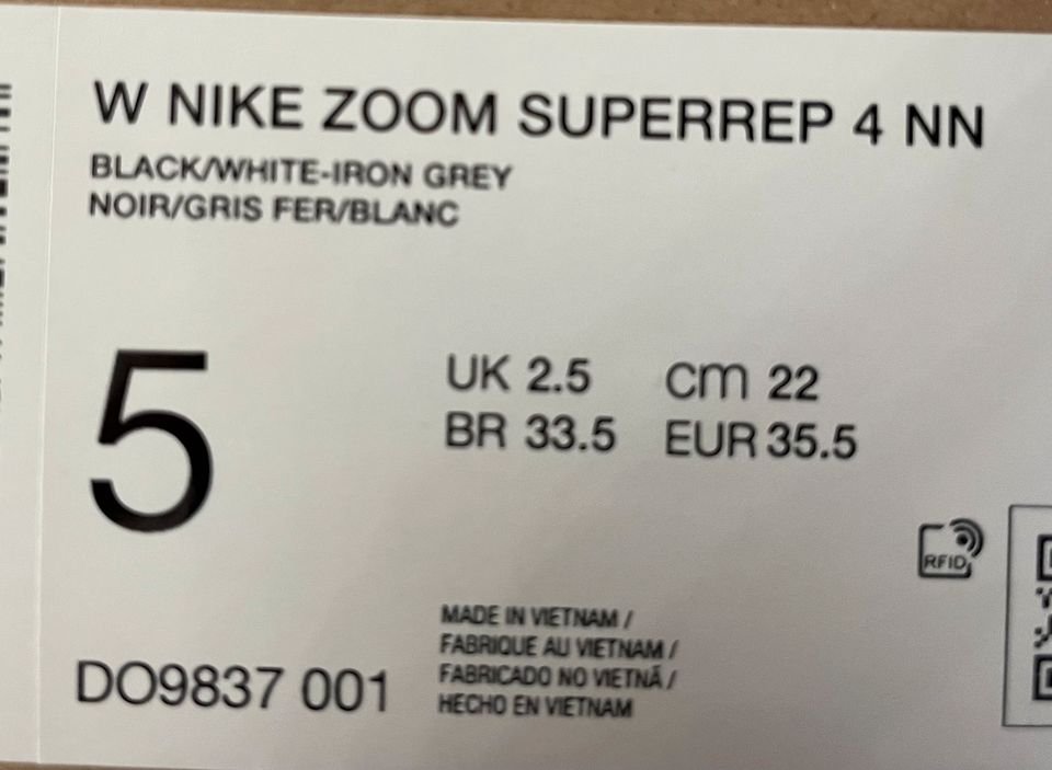 Nike Zoom SuperRep 4 NN Sneaker Laufschuhe Gr. 35,5 NEU OVP
