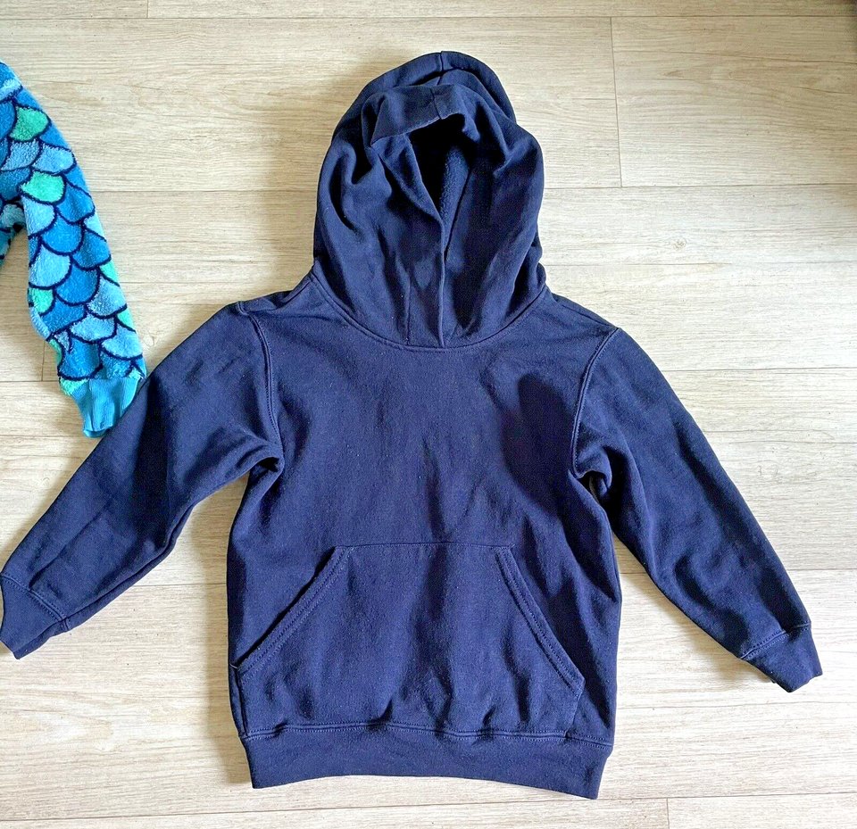Jungen Kleiderpaket Regenjacke Hausanzüge Pullover Gr. 110/116