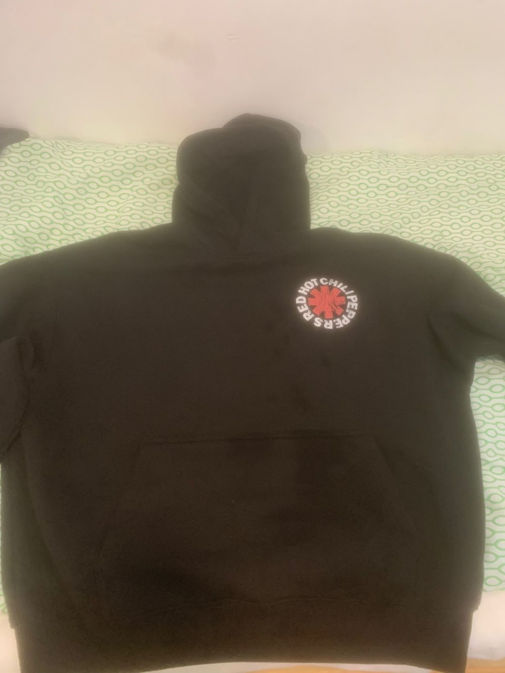 Kapuzensweatshirt mit RHCP-Logo, Größe XL