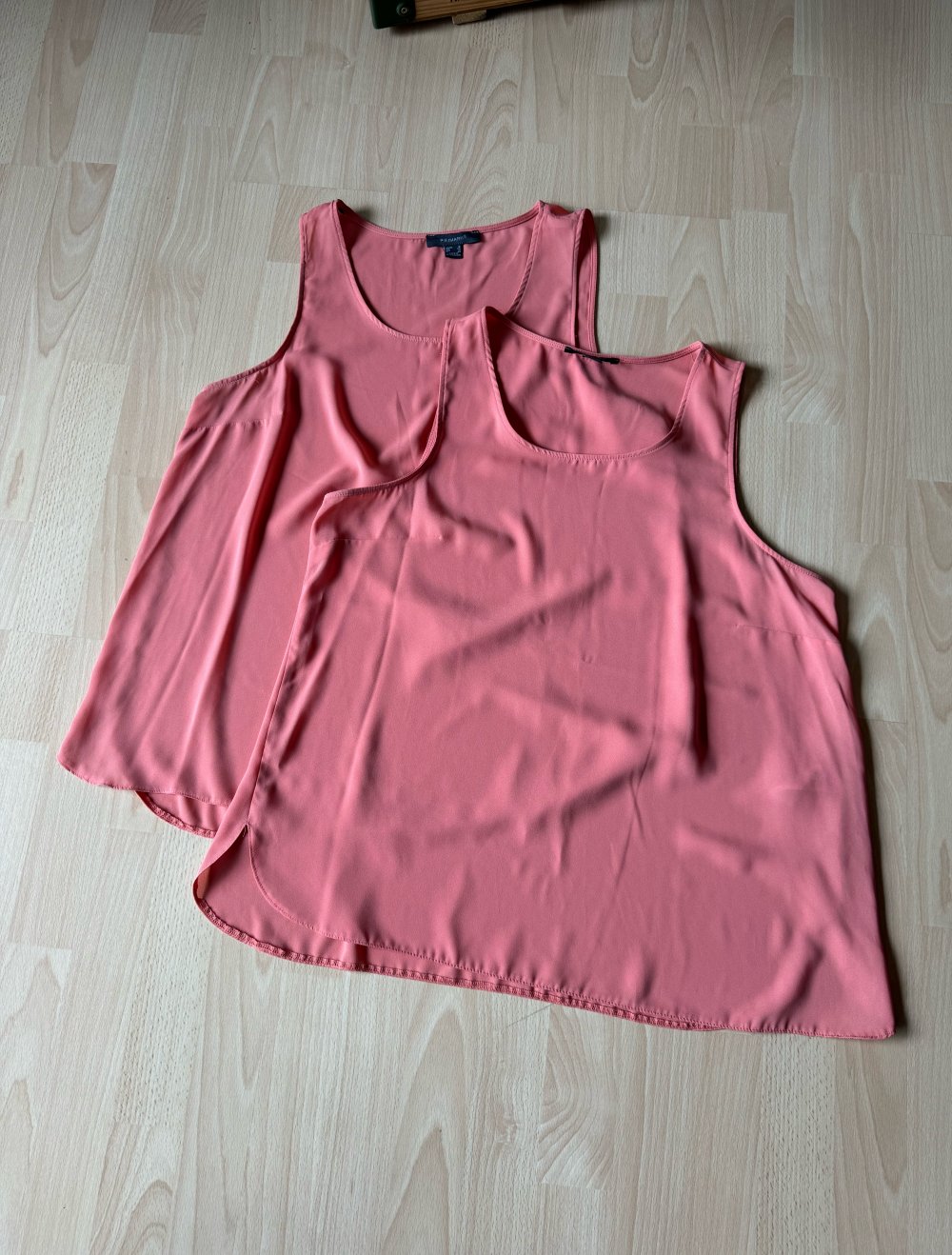 zwei Tops