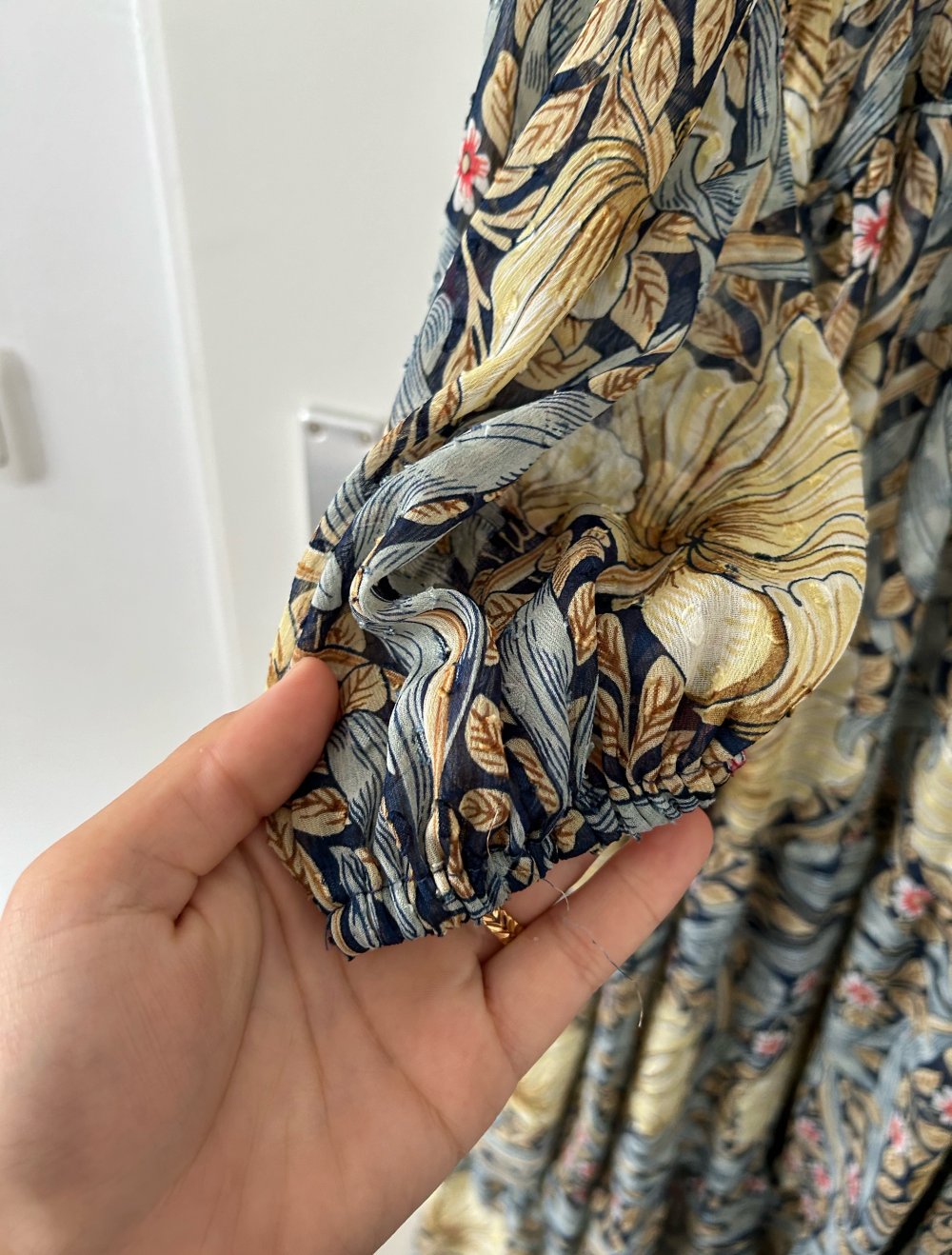Gemusetertes Chiffon Kleid