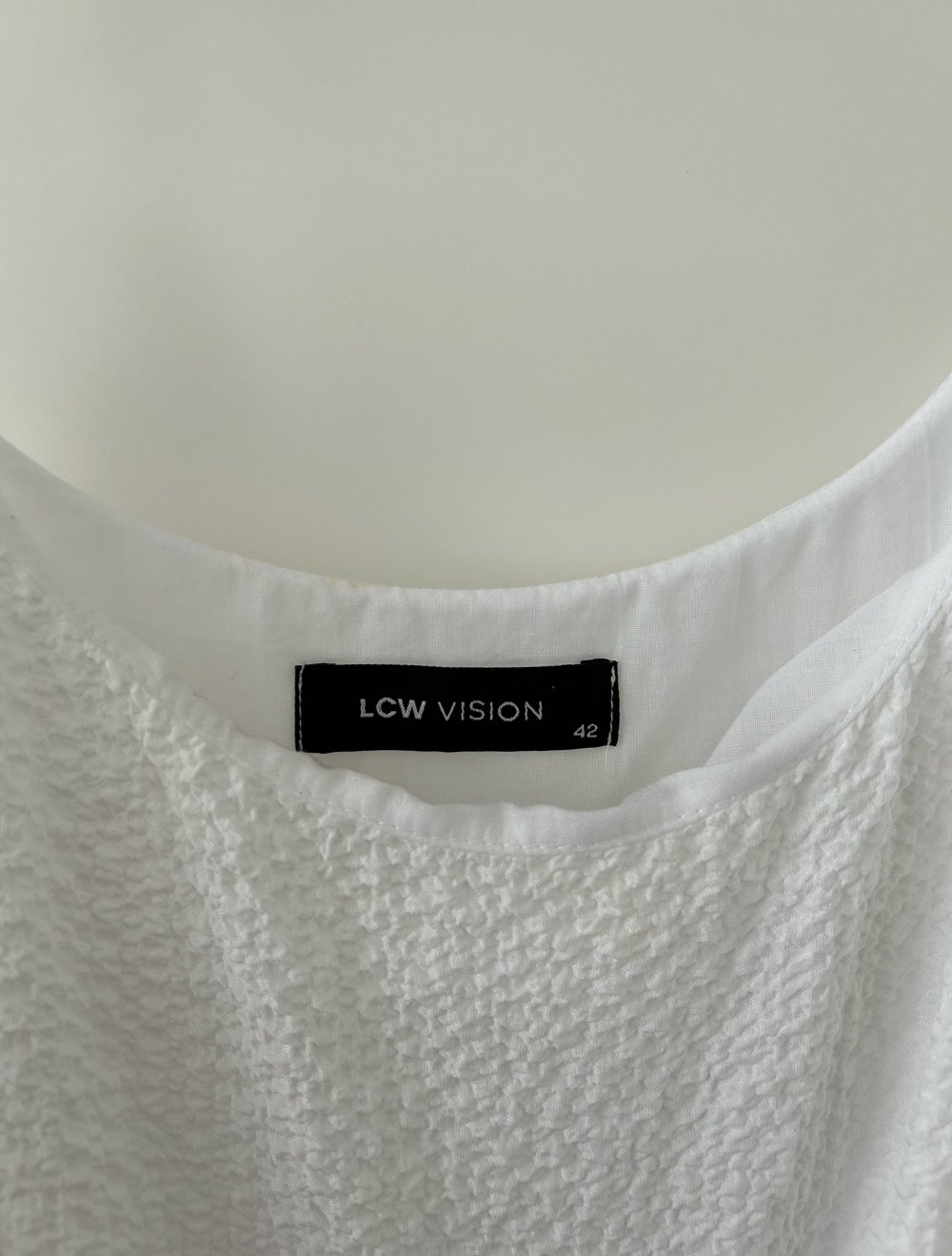 Weißes Ärmelloses Kleid