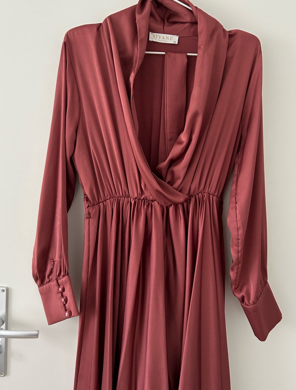 Satin Abendkleid