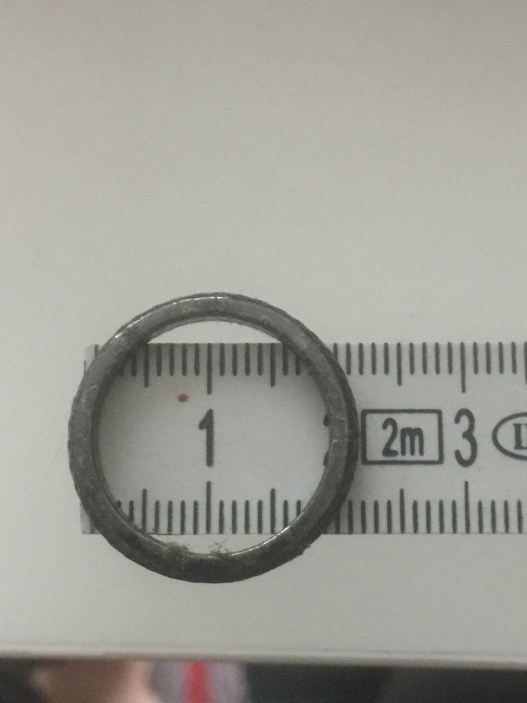 Schwarzer Ring