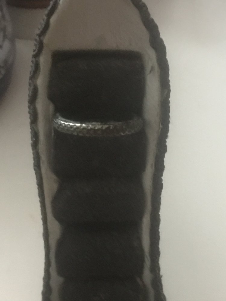Schwarzer Ring
