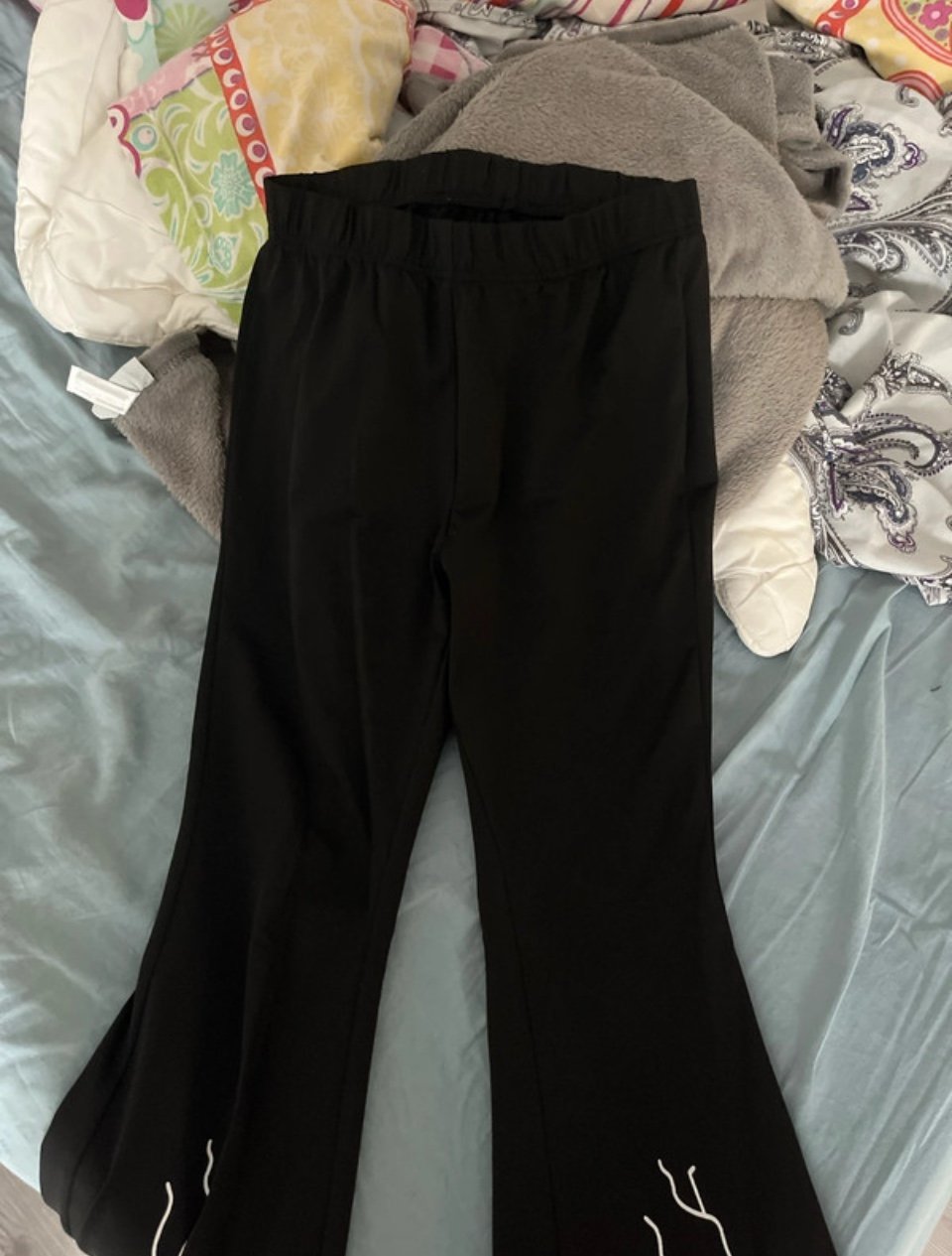 Schwarze Hose