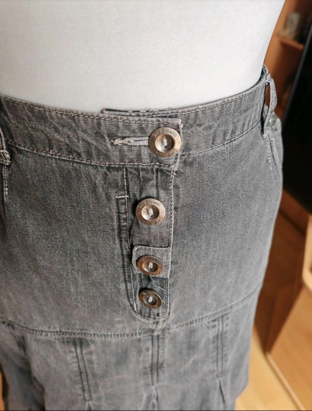 Jeansrock schwarz v. Sheego, Gr. 52 m. Reißverschluss, knielang