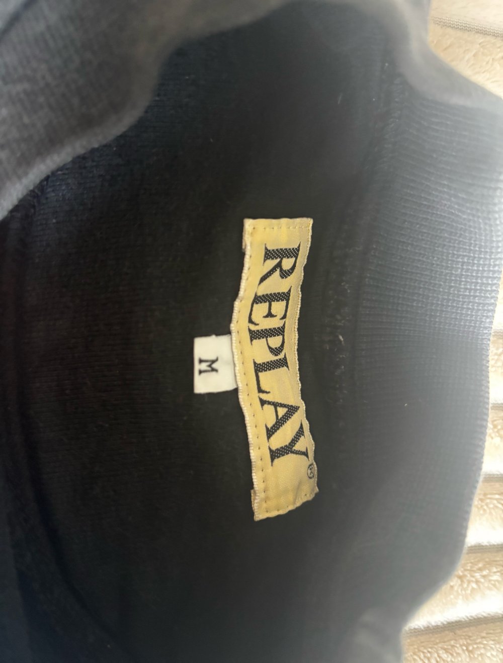 Replay dunkel grauer Pullover