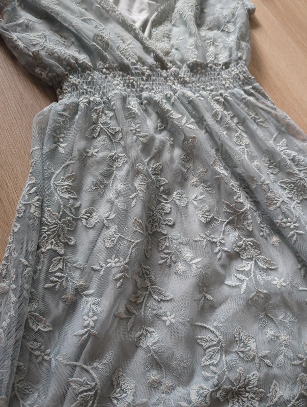 Wunderschönes Vintage Kleid Spitzen Stoff V-Ausschnitt kurze Ärmel Brautjungfer Party Sommet
