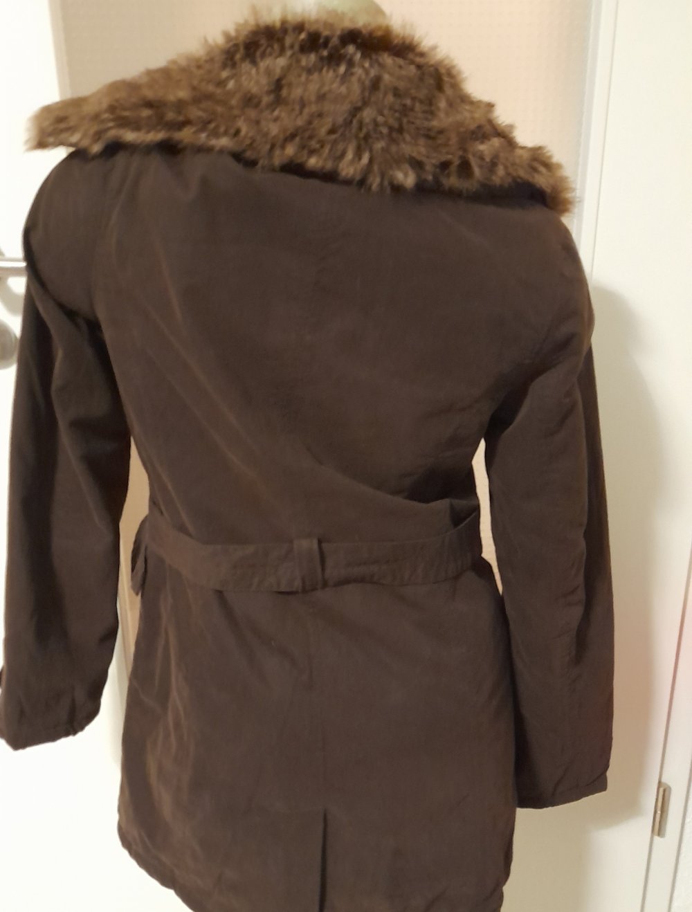 Orsay Winterjacke mit Bindegürtel Gr M 38 40 Braun