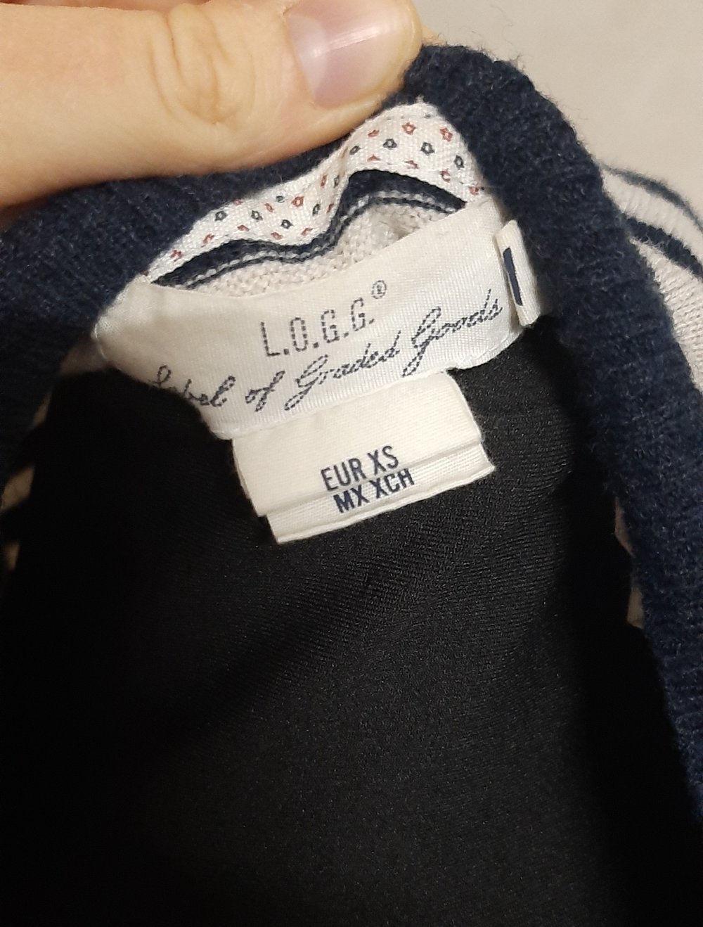 Strickjäckchen H&M 80% Wolle XS
