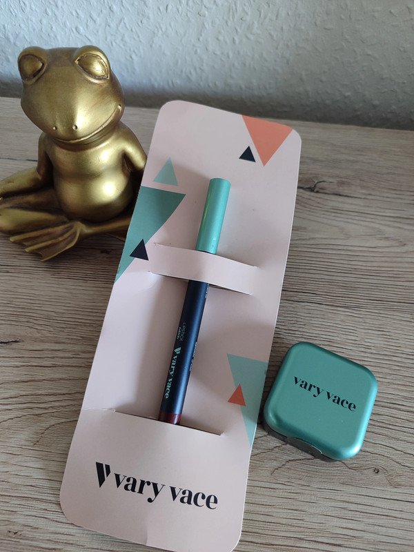 Vary Vace Lipstick Edith & Eyeshadow Sigourney
