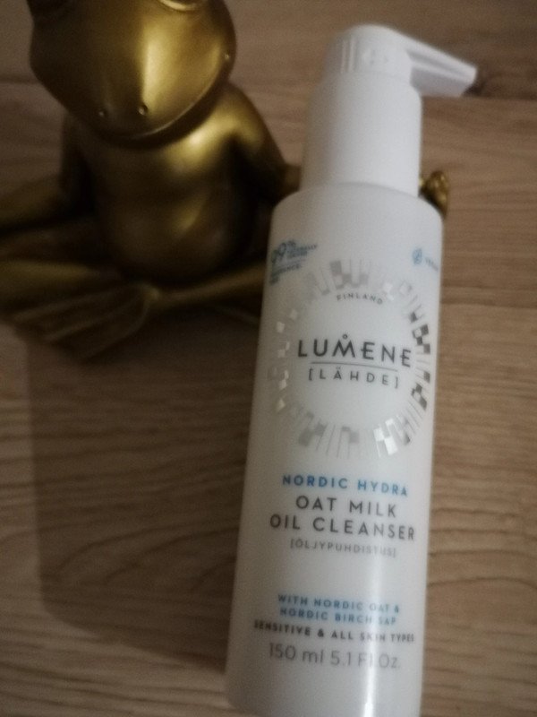 Lumene Nordic Hydra Oat Milk Oil Cleaner