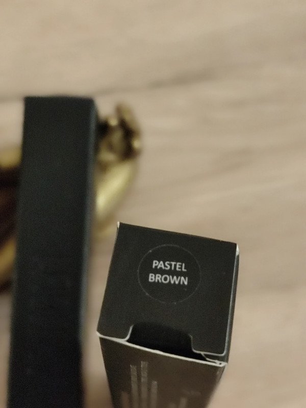 Laritzy Long Lasting Liquid Lipstick Pastell Brown