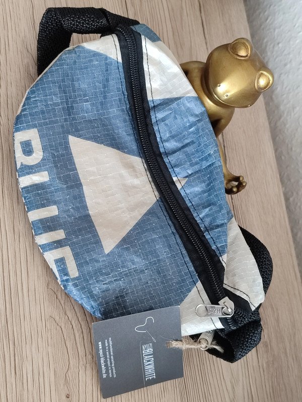 Nyuzi Blackwhite Bauchtasche / Gürteltasche