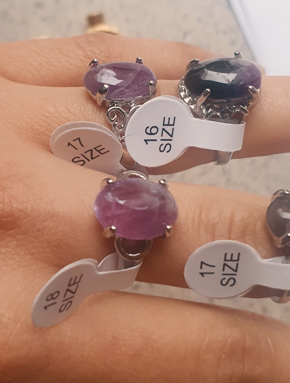 Amethyst Ringe in verschiedenen Größen zu verkaufen
