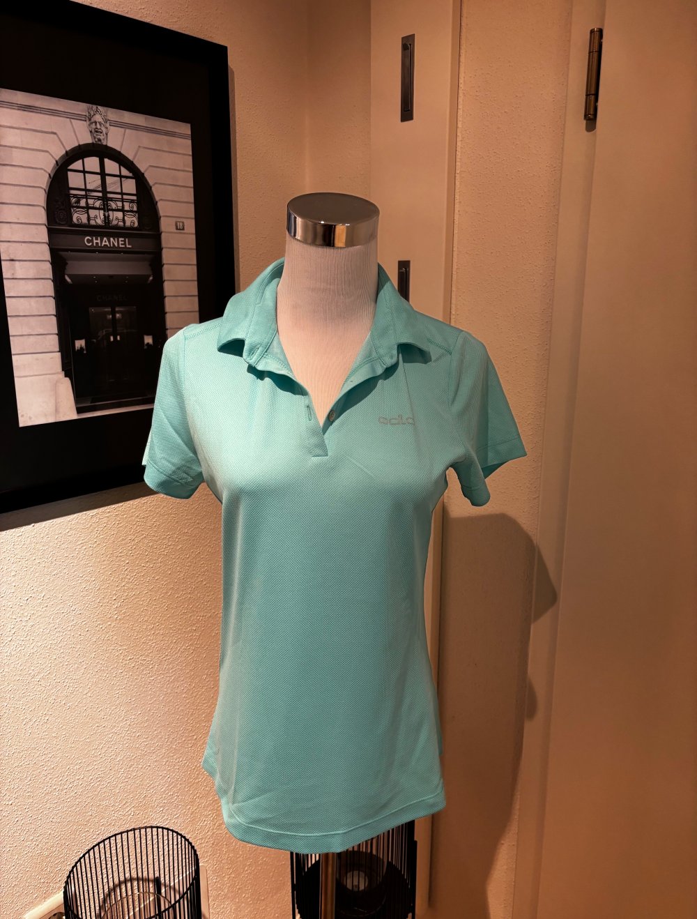 Sehr schönes Poloshirt von Odlo Neupreis: 69,95 Euro