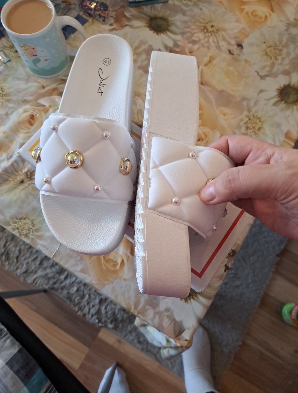 schlappen weiss dicke Sohle gr. 41 neu