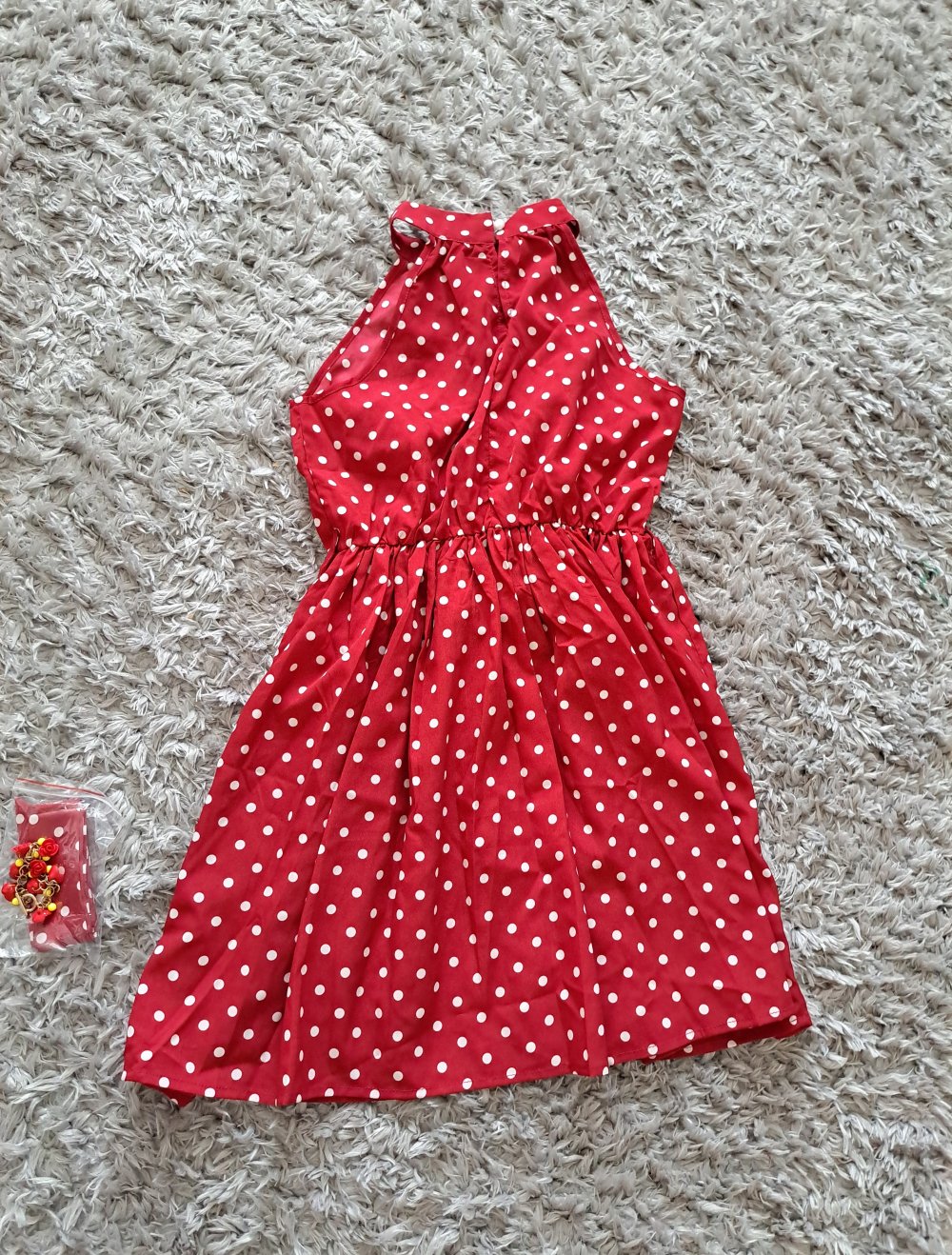 Neues Kleid gr.s zu verkaufen