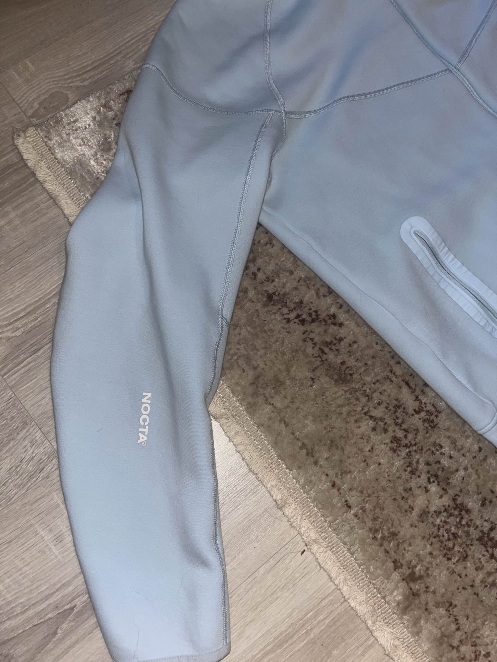 Nike Tech X Nokta