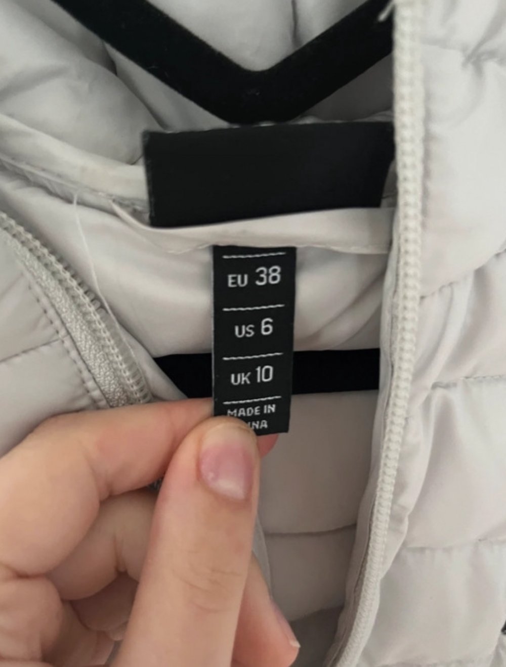 Ellesse Jacke Steppjacke 'Lompard‘ weiß in 38