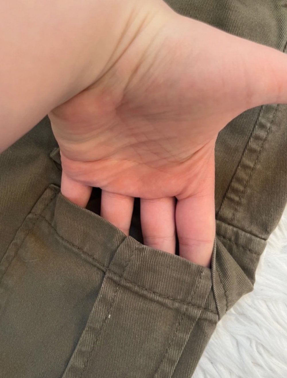 Stradivarius STR Cargohose Hose grün Khaki light Green 34