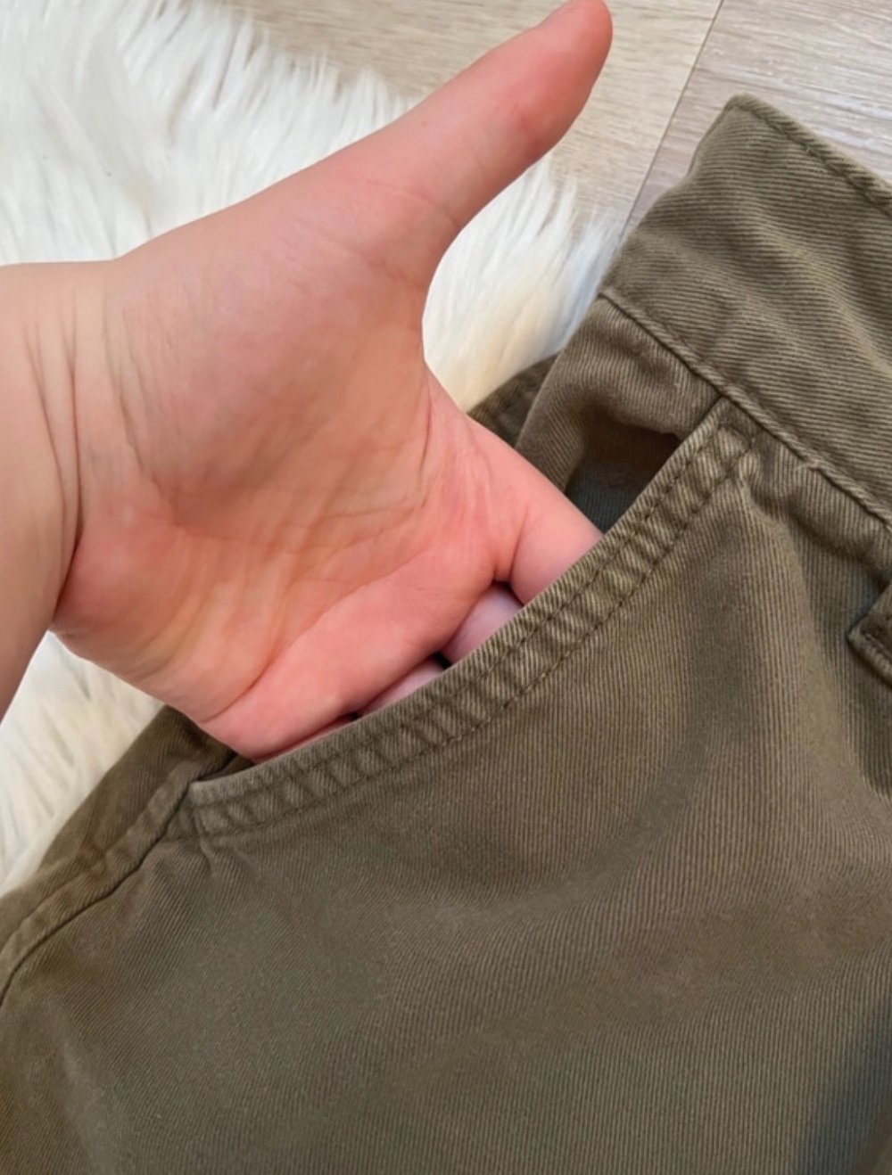 Stradivarius STR Cargohose Hose grün Khaki light Green 34
