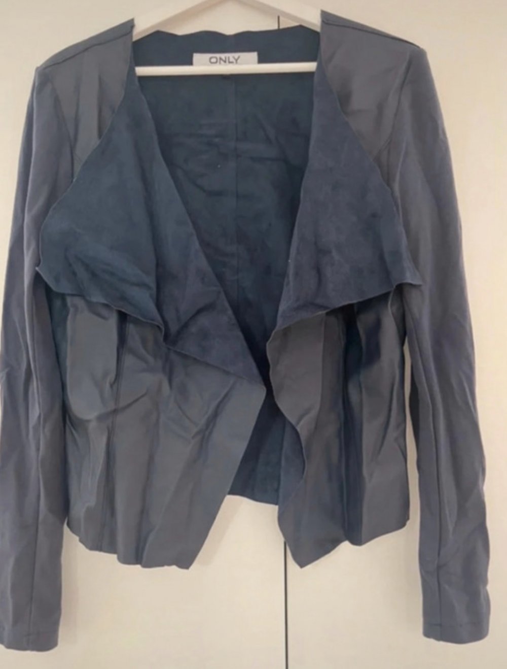 Lederjacke Wildleder dünn in schwarz / dunkelblau in M von Only