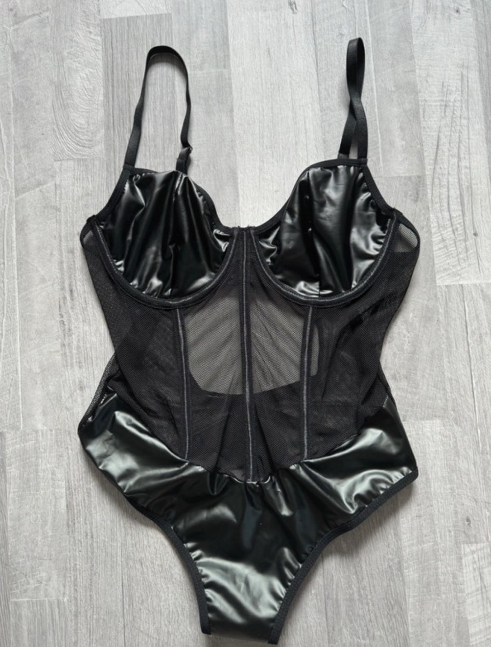 Rave Body mit Harness