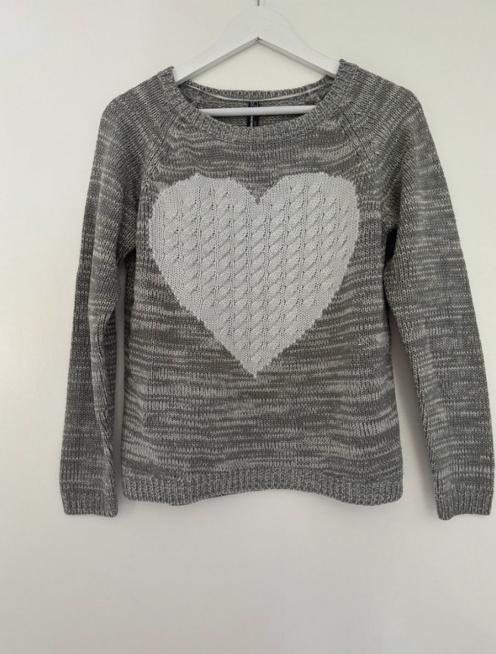 Herz Strickpullover