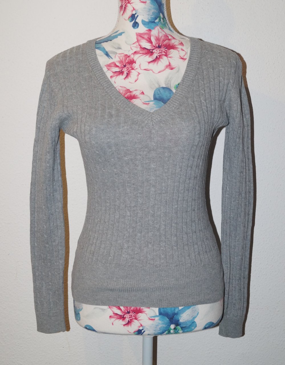 grauer Pullover Gr.S Yessica