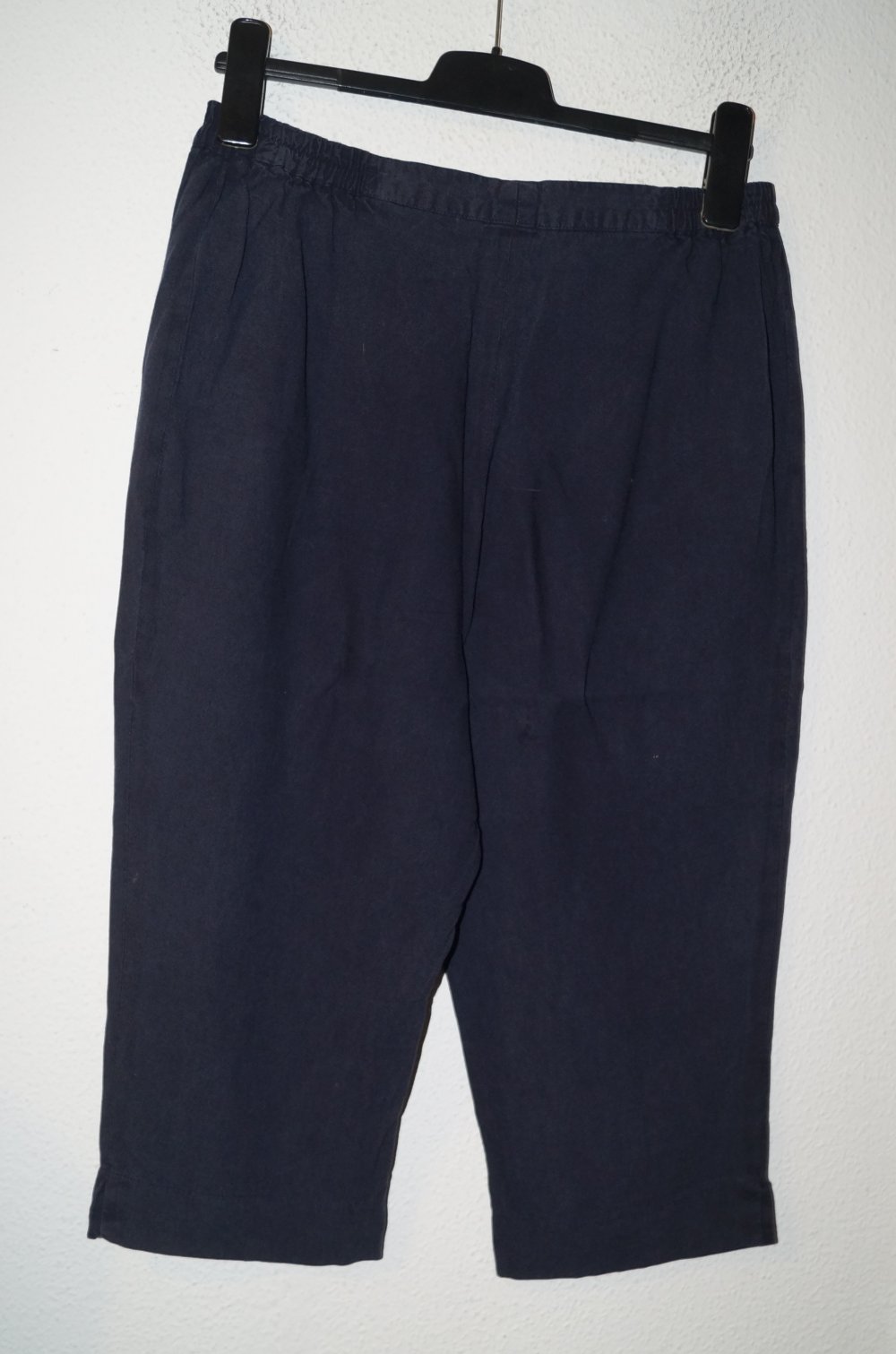dunkelblaue Shorts / 3/4 Hose Gr.42