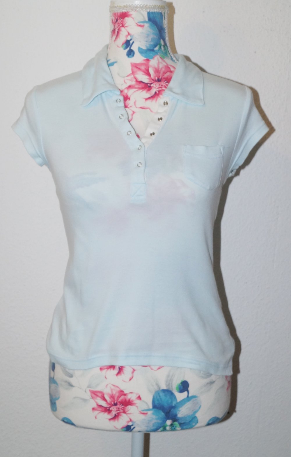 hellblaues Polo Gr.S amisu