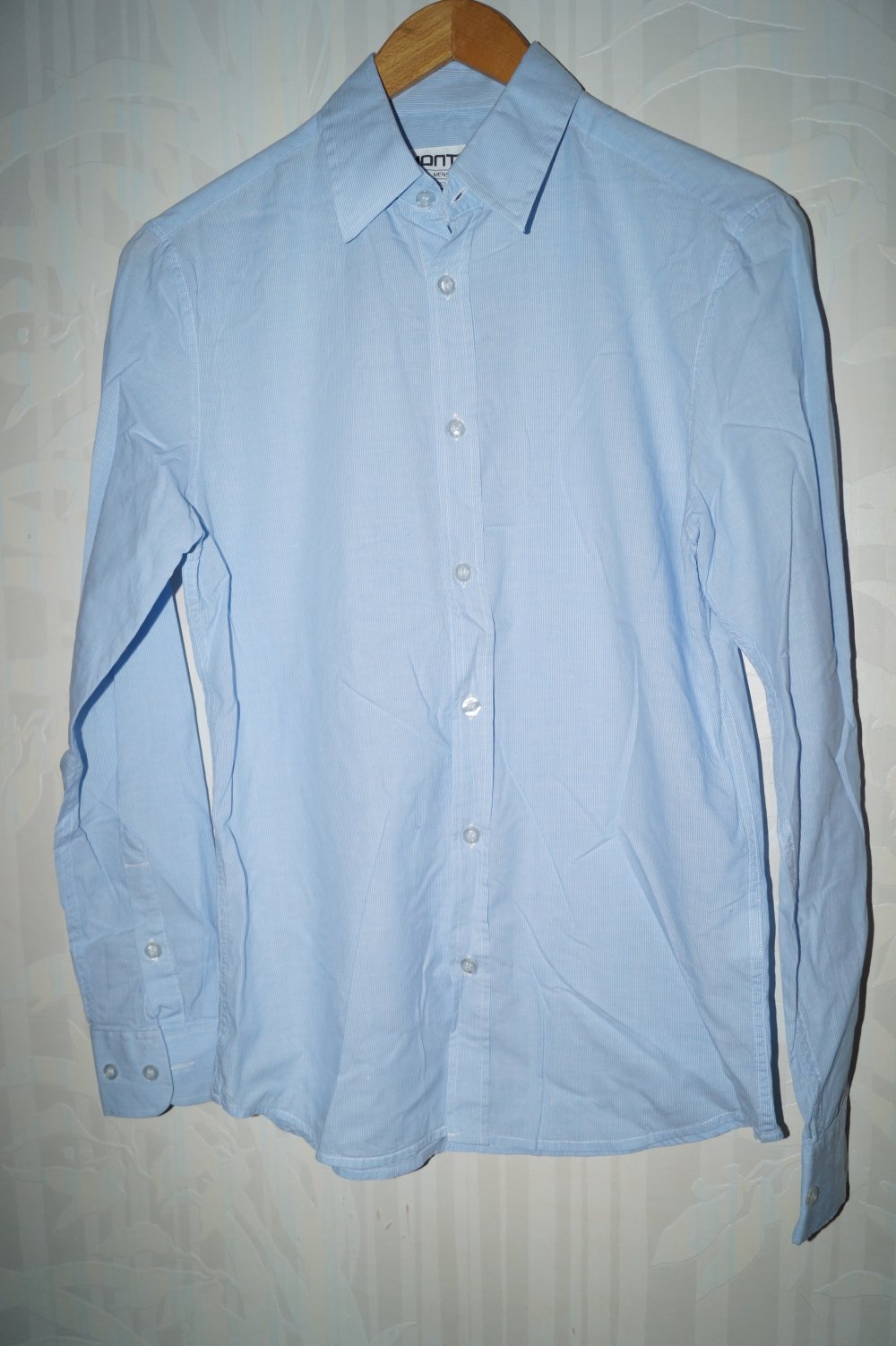 hellblaues Nadelstreifen Hemd Gr.XS Montezuma