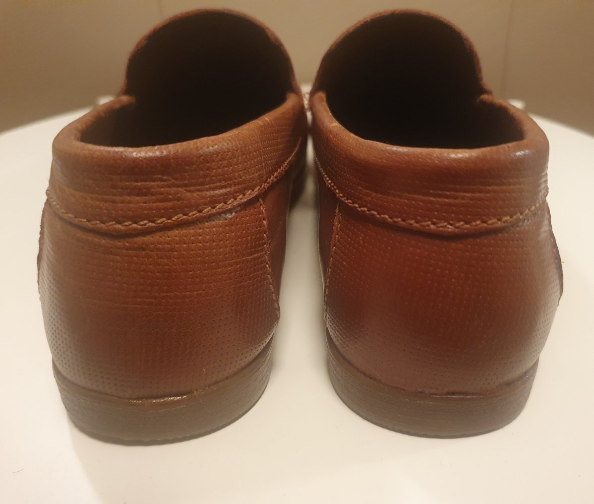 Braune Mokassins Unisex